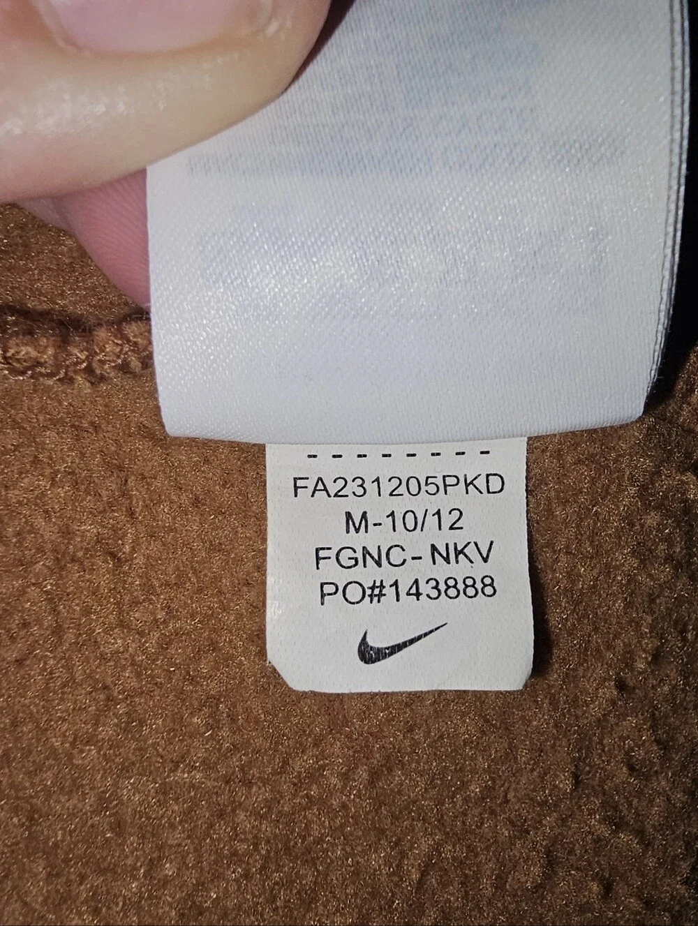 Kid's 10/12 Nike NFL Kansas City Chiefs Pullover Hoodie Kangaroo Pocket in Tan